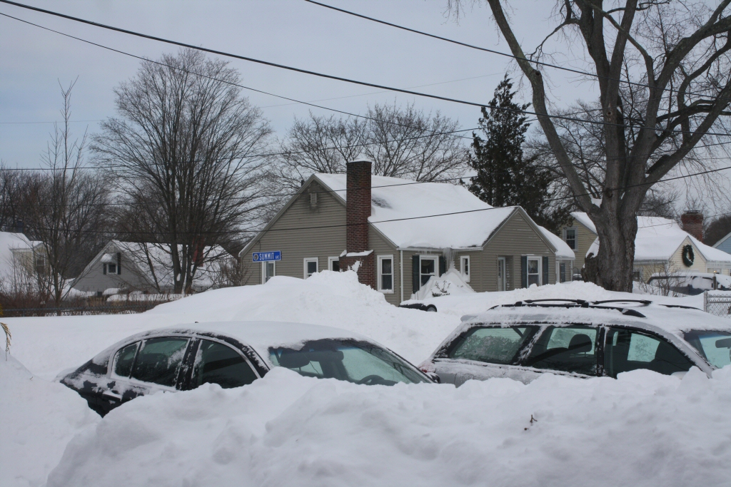 streetsign-snow-s.jpg